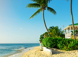 Дом у моря за бесценок